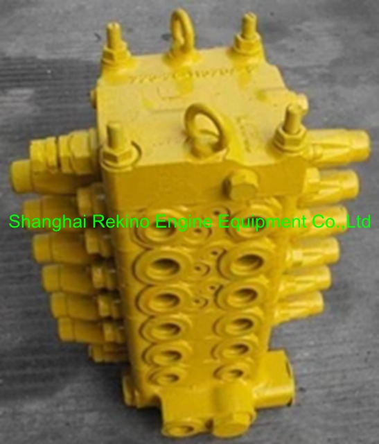 723-47-26102 PC300-7 Komatsu excavator parts hydraulic main control valve